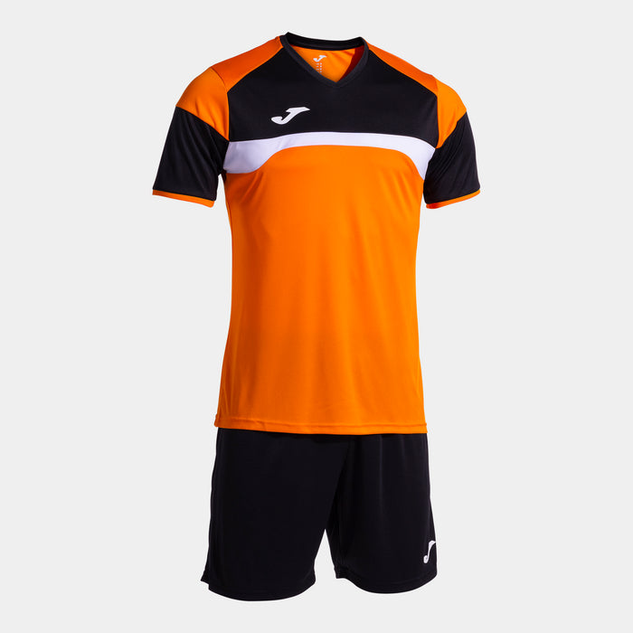 Joma Danubio III Set in orange and black