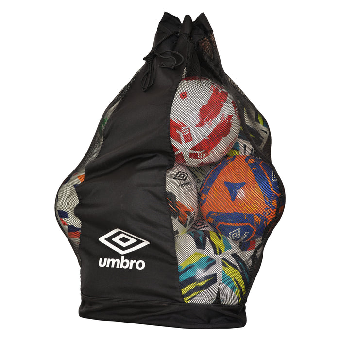 Umbro Large Ballsack