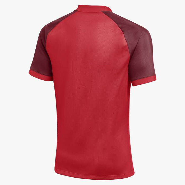 Nike Dri-Fit Trophy VI Short Sleeve Shirt in university red/team red