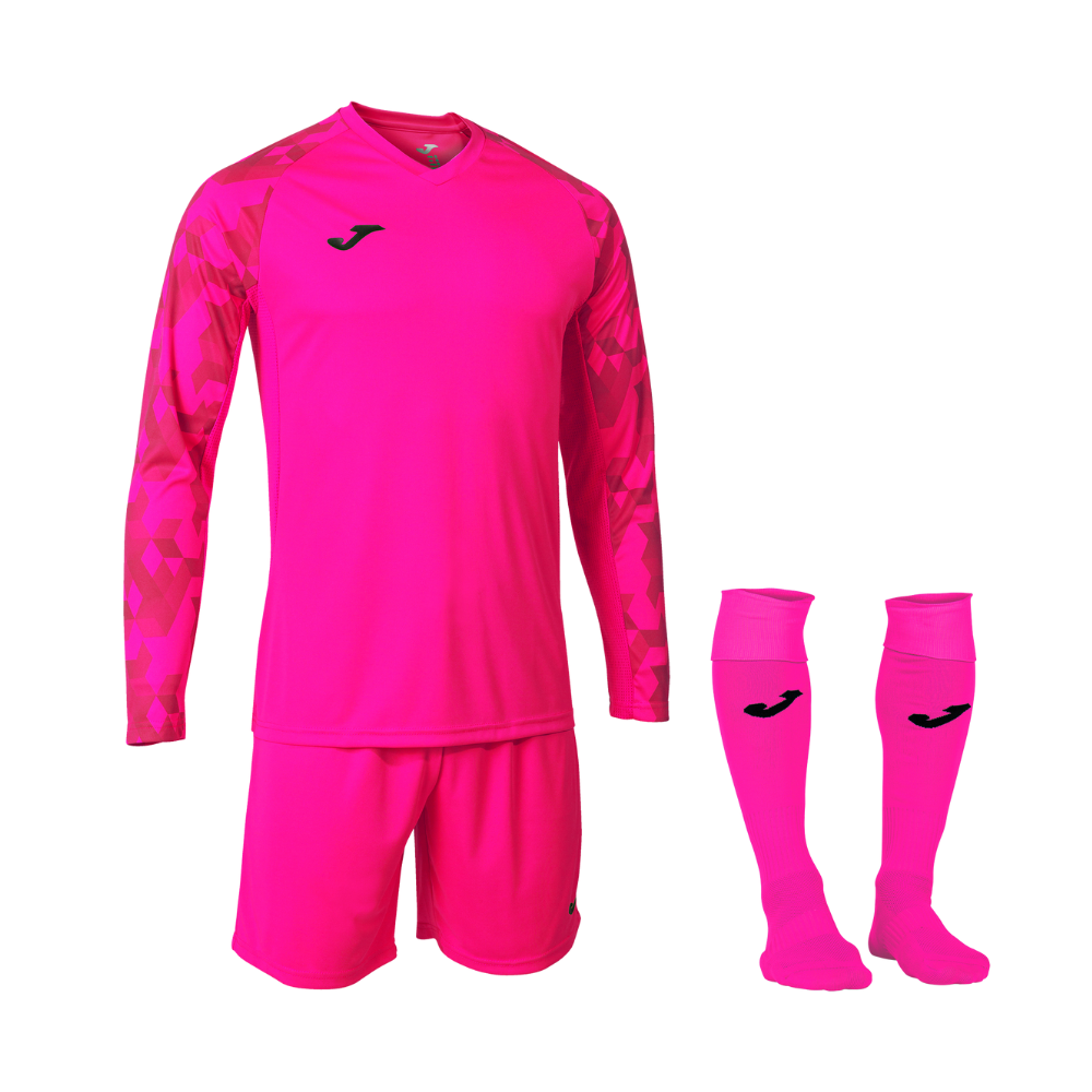 Pink goalkeeper kit shop