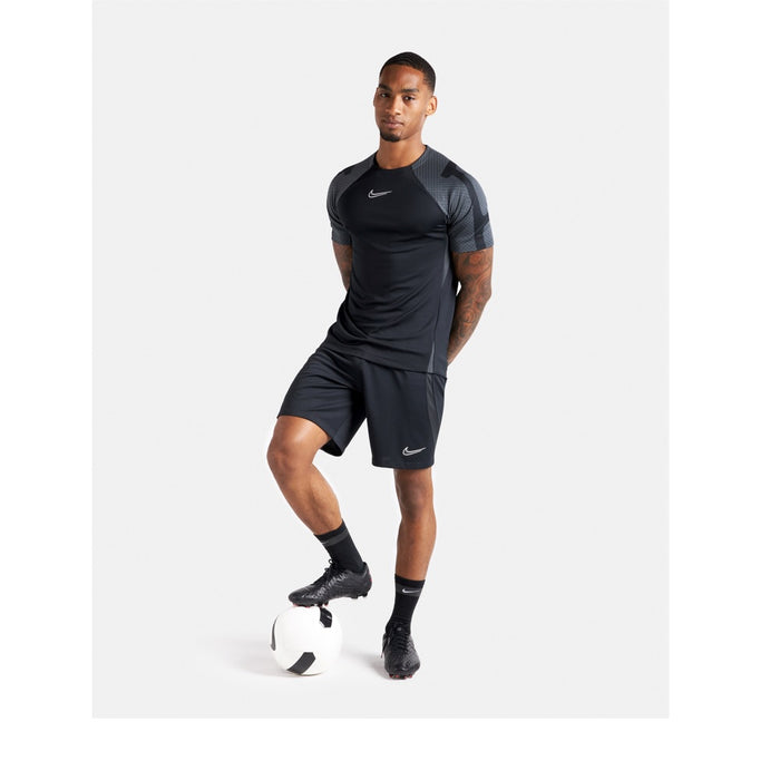 Nike Dri-Fit Strike 22 Shorts — KitKing